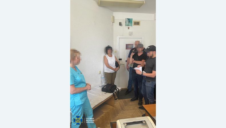 У Києві лікарі та співробітники військкомату були задіяні у корупційній схемі з ухилянтами