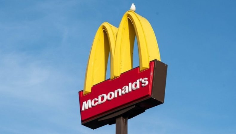 McDonald’s анонсував скорочення штату у 2023 році