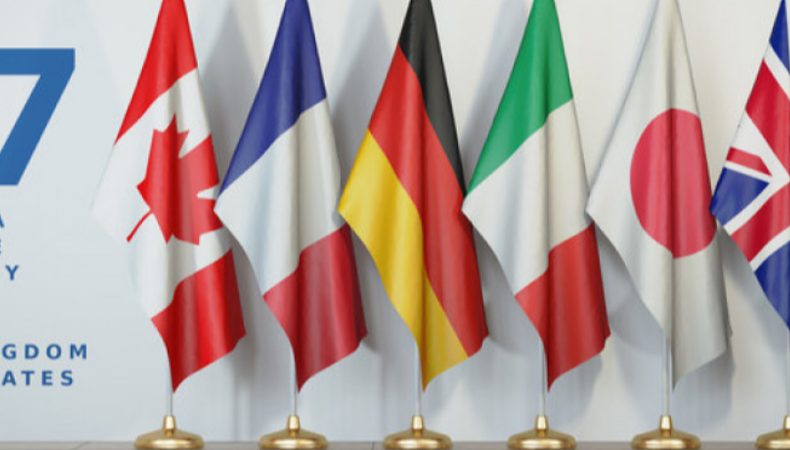 Лідери G-7 погоджуються «терміново» запровадити обмеження цін на російську нафту та газ