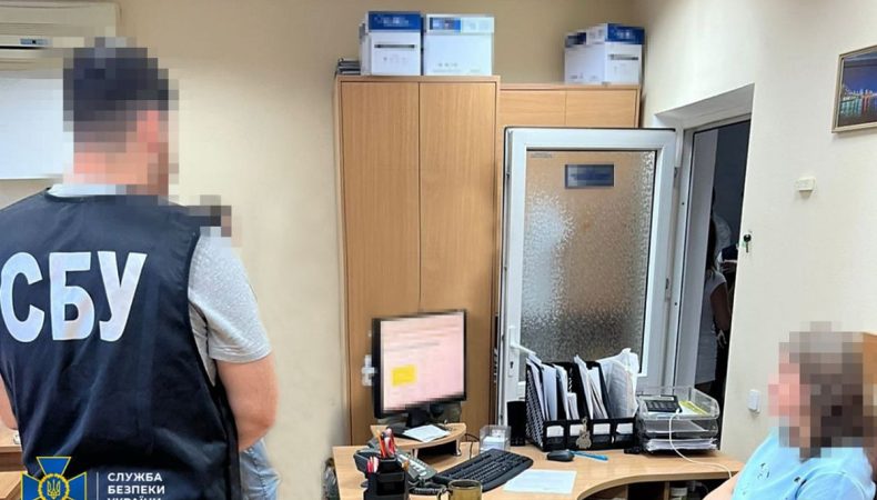 СБУ затримала у Миколаєві двох посадовиць обленерго, які чекали на окупацію регіону