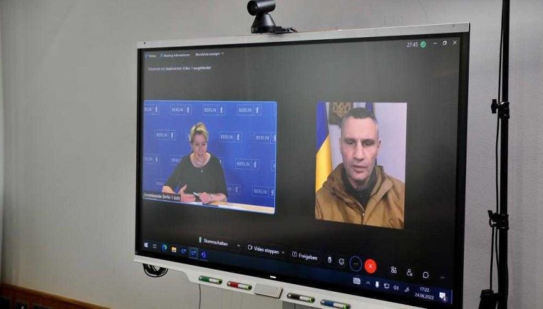 З мером Берліна спілкувався фейковий Кличко
