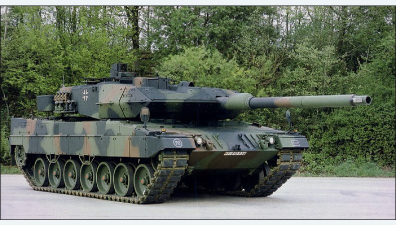 Німецький танк Leopard 2