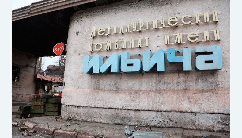 В окупованому Маріуполі пролунав гучний вибух, частина міста без світла