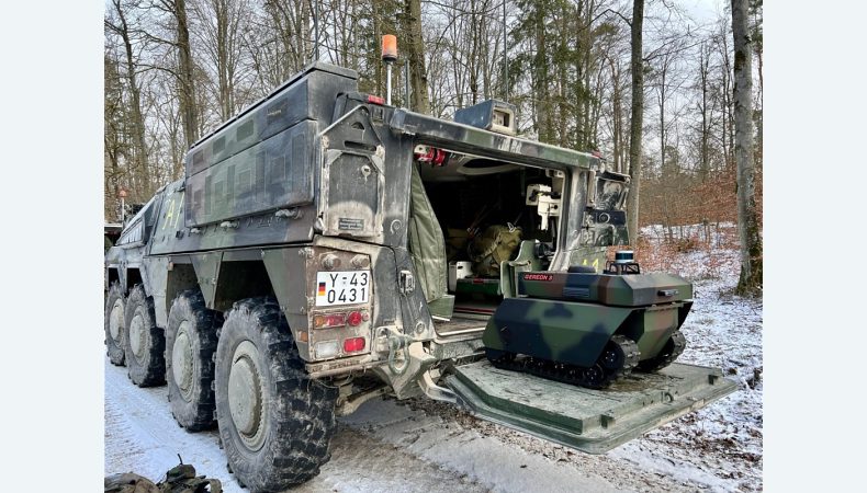 Німеччина передала бронетехніку та зенітні системи Україні