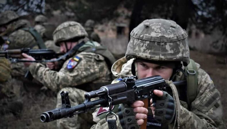 Війська РФ намагаються оточити частини ЗСУ біля Лисичанська — Генштаб
