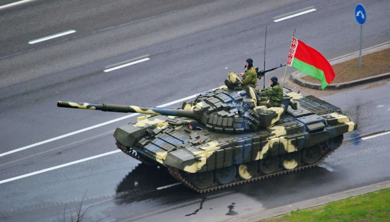 З білорусі відправили в білгородську область двадцять танків Т-72