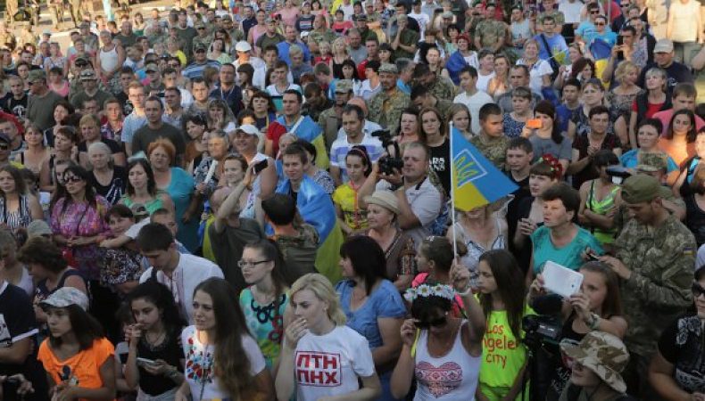 Наше коло збираймо, час єднання настав! Преамбула до Форуму громадянського суспільства України