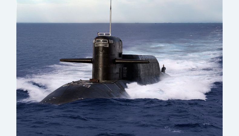 росія вивела в Чорне море підводний ракетоносій