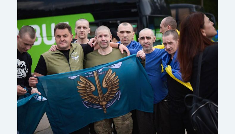 Частину звільнених сьогодні українських воїнів вважали зниклими безвісти