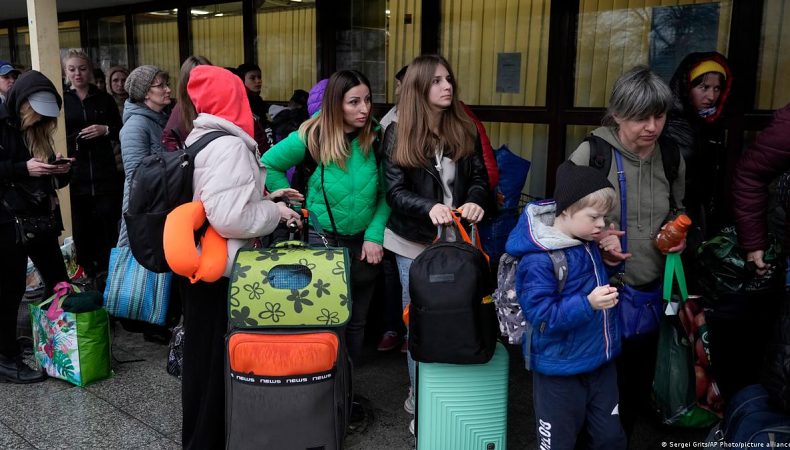 Німеччина виділить $ 199 млн на допомогу переселенцям в Україні