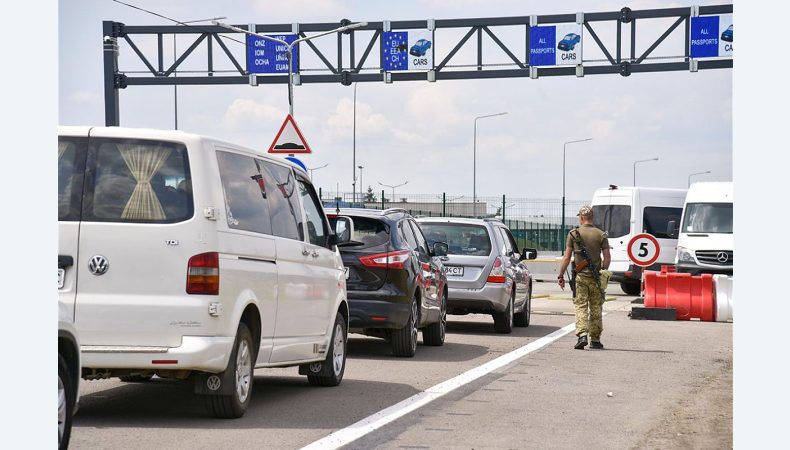 Ситуація у пунктах пропуску на західному кордоні